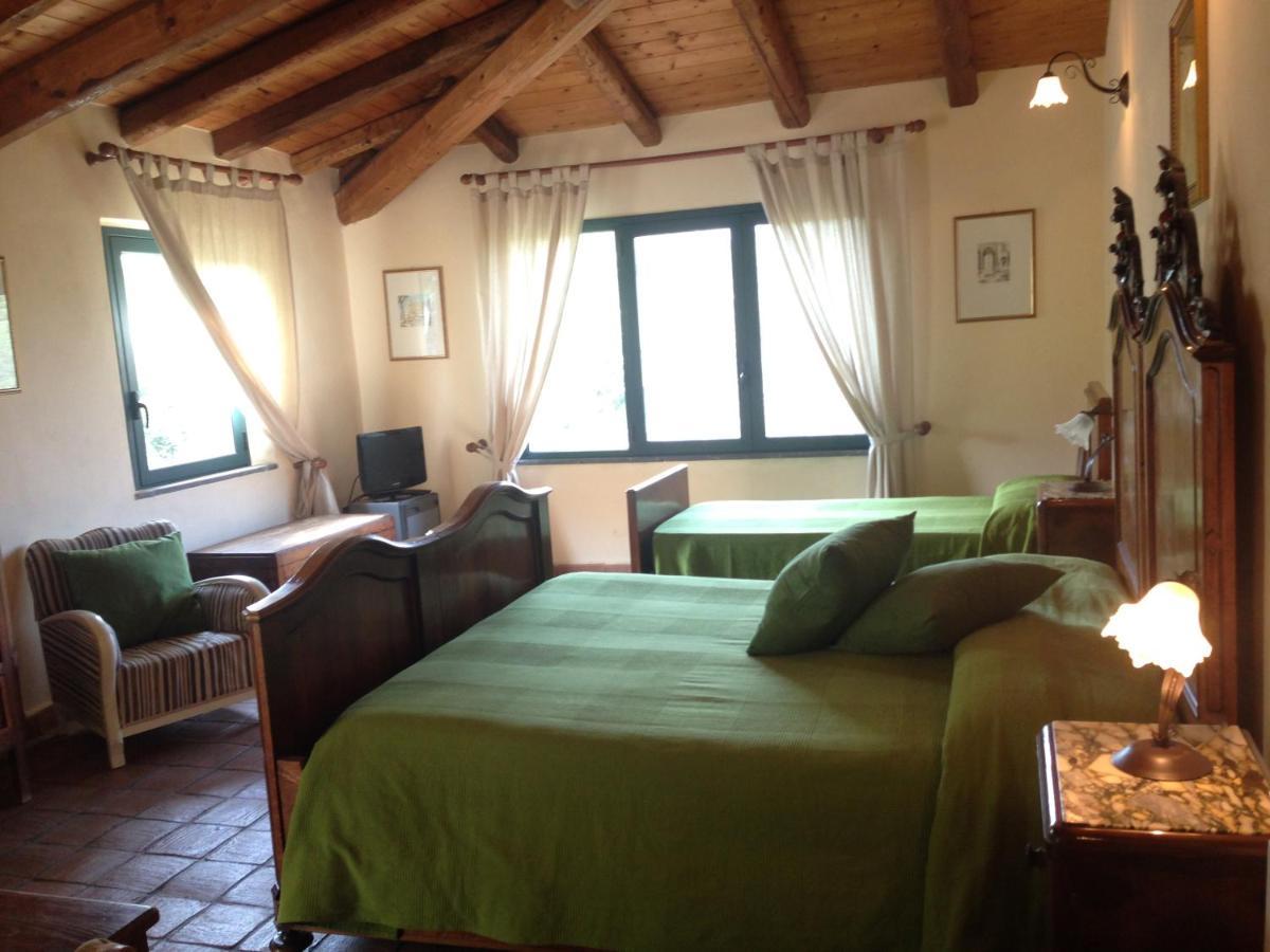 Bed And Breakfast Il Glicine Piedimonte Etneo Buitenkant foto