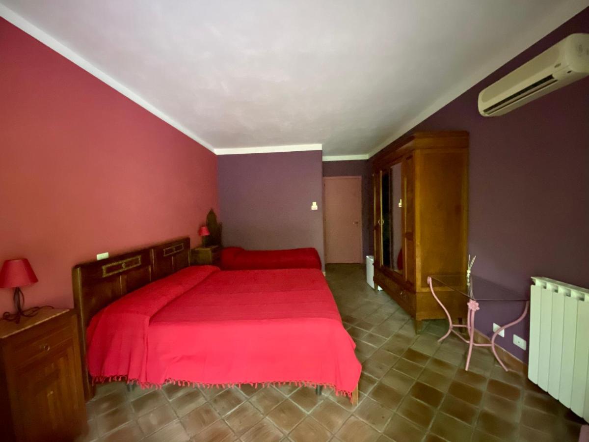 Bed And Breakfast Il Glicine Piedimonte Etneo Buitenkant foto