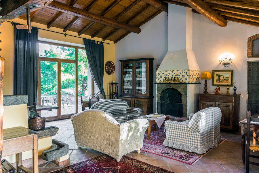 Bed And Breakfast Il Glicine Piedimonte Etneo Buitenkant foto