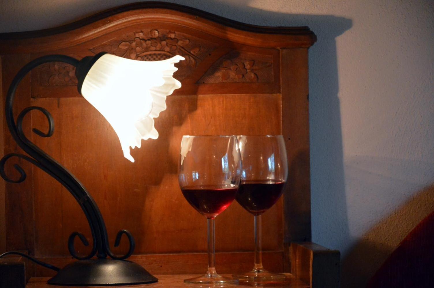 Bed And Breakfast Il Glicine Piedimonte Etneo Buitenkant foto