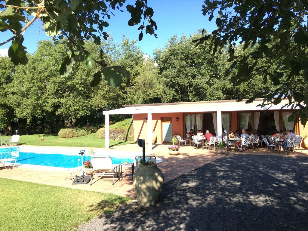 Bed And Breakfast Il Glicine Piedimonte Etneo Buitenkant foto