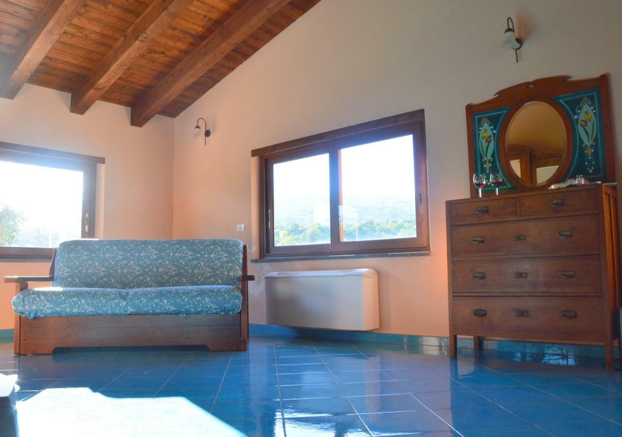 Bed And Breakfast Il Glicine Piedimonte Etneo Buitenkant foto
